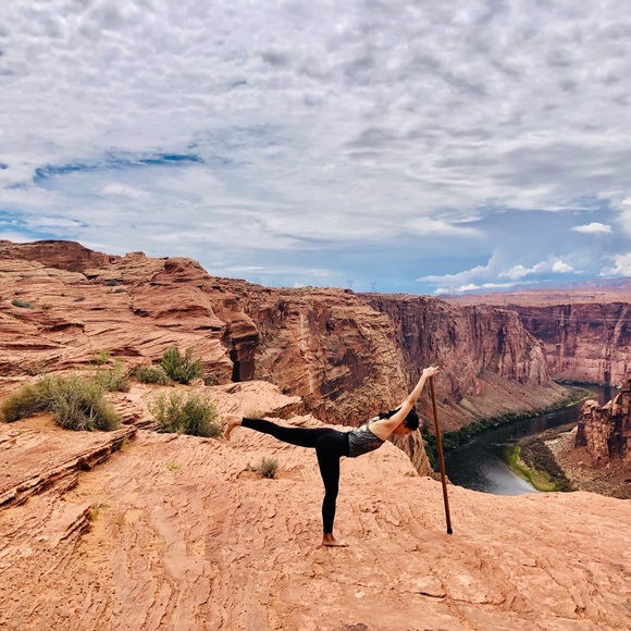 A quick note from Toni 💛 - Picture 3 of 6